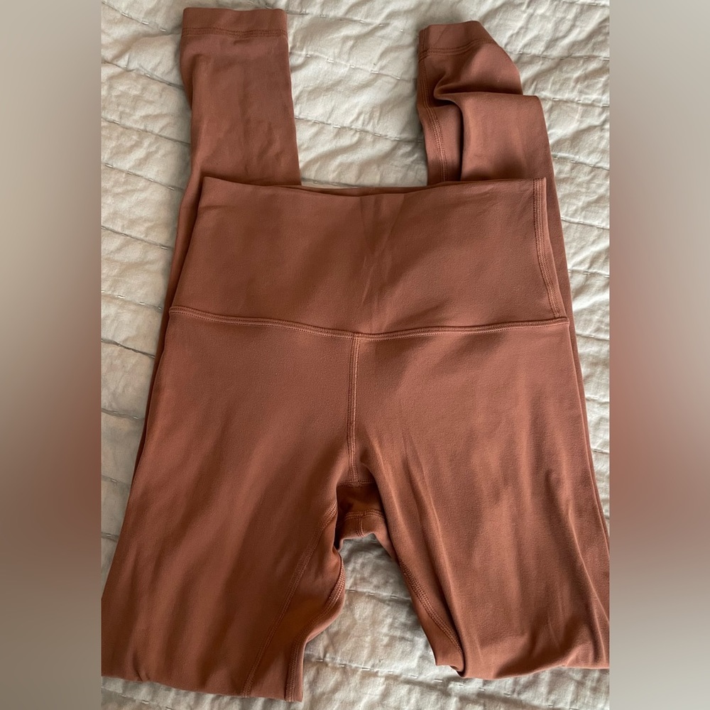 Ancient copper aligns 25” size 4